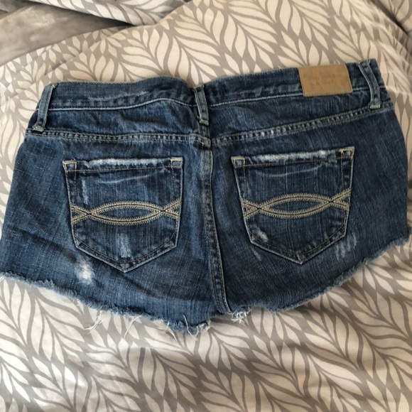 Abercrombie and Fitch Blue Jean Shorts - Picture 2 of 2